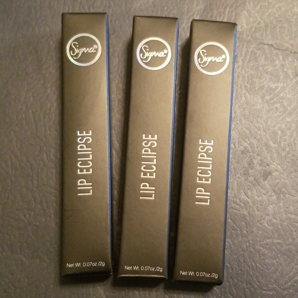 Sigma Lip Eclipse